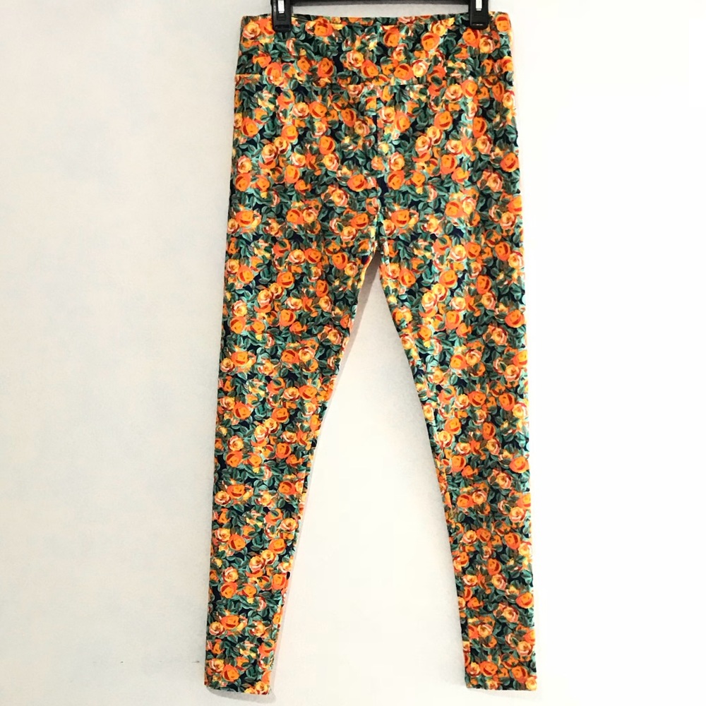 BRAND NEW Lularoe TC Leggings 🧡